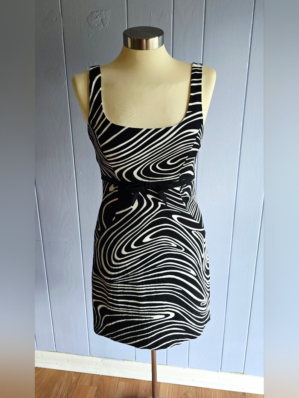 GEARY ROARK KAMISATO Swirl Pattern Dress Square-Round Neckline Womens